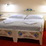 Hotel Julianin Dvor 3*