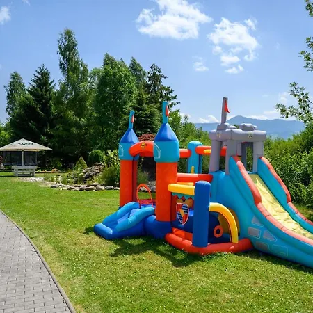 Julianin Dvor Hotel 3*