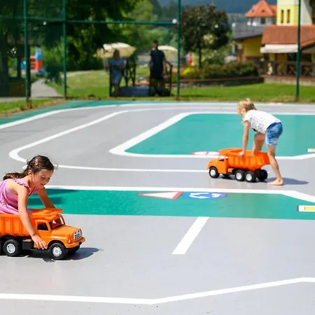 Julianin Dvor 3* Habovka