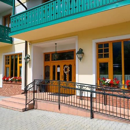 Julianin Dvor 3* Habovka