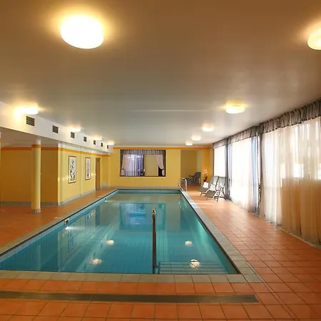 Julianin Dvor Hotell 3*