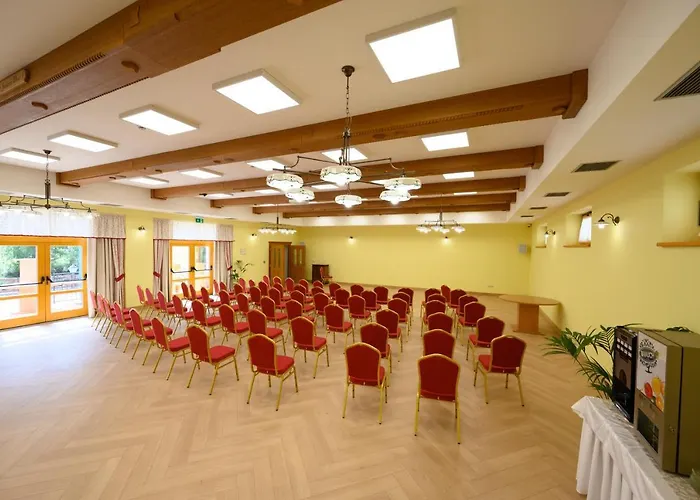 Hotel Julianin Dvor 3*