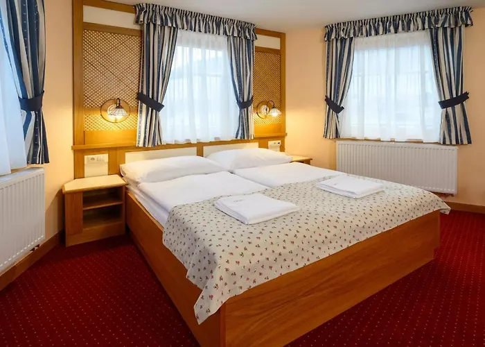 Julianin Dvor Hotel 3*